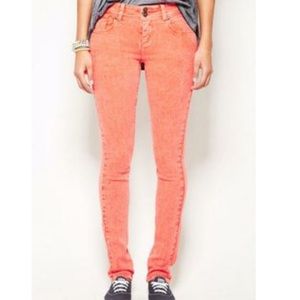 Delia’s Jayden Orange Acid Washed Skinny Pants 5/6